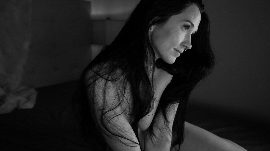 Alice (@aliceblack_live), OnlyFans creator