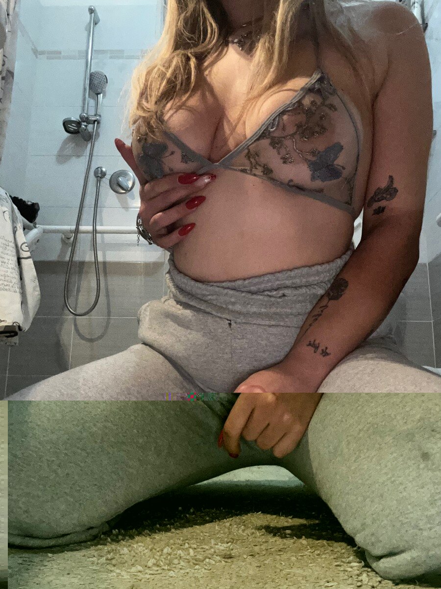Aliceinloveland98 (@aliceinloveland98), OnlyFans creator