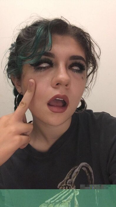 Aliceisanangel (@aliceisanangel), OnlyFans creator