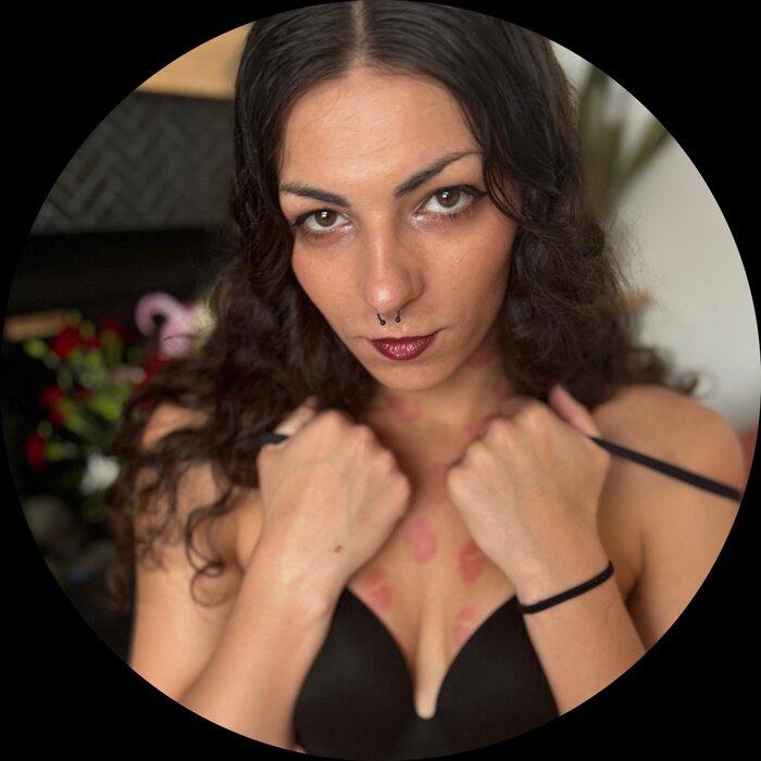 Alicenw0ndrland (@alicenw0ndrland), OnlyFans creator
