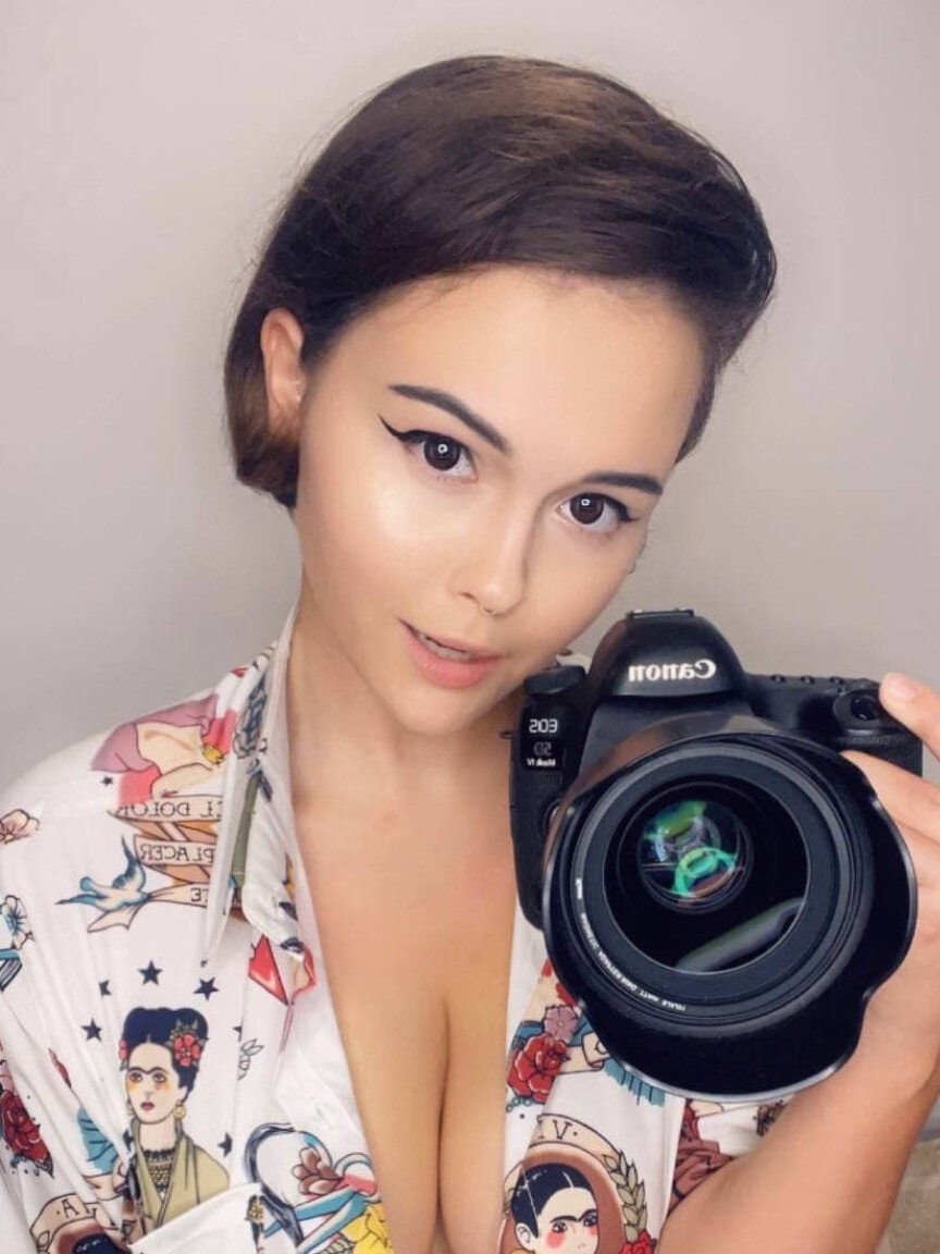 Alicepeach7 (@alicepeach7), OnlyFans creator