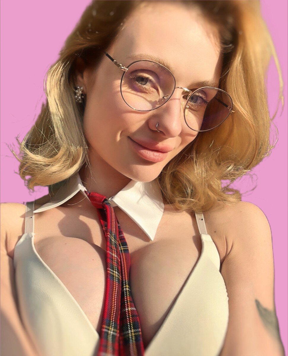 Aliceshea (@aliceshea), OnlyFans creator
