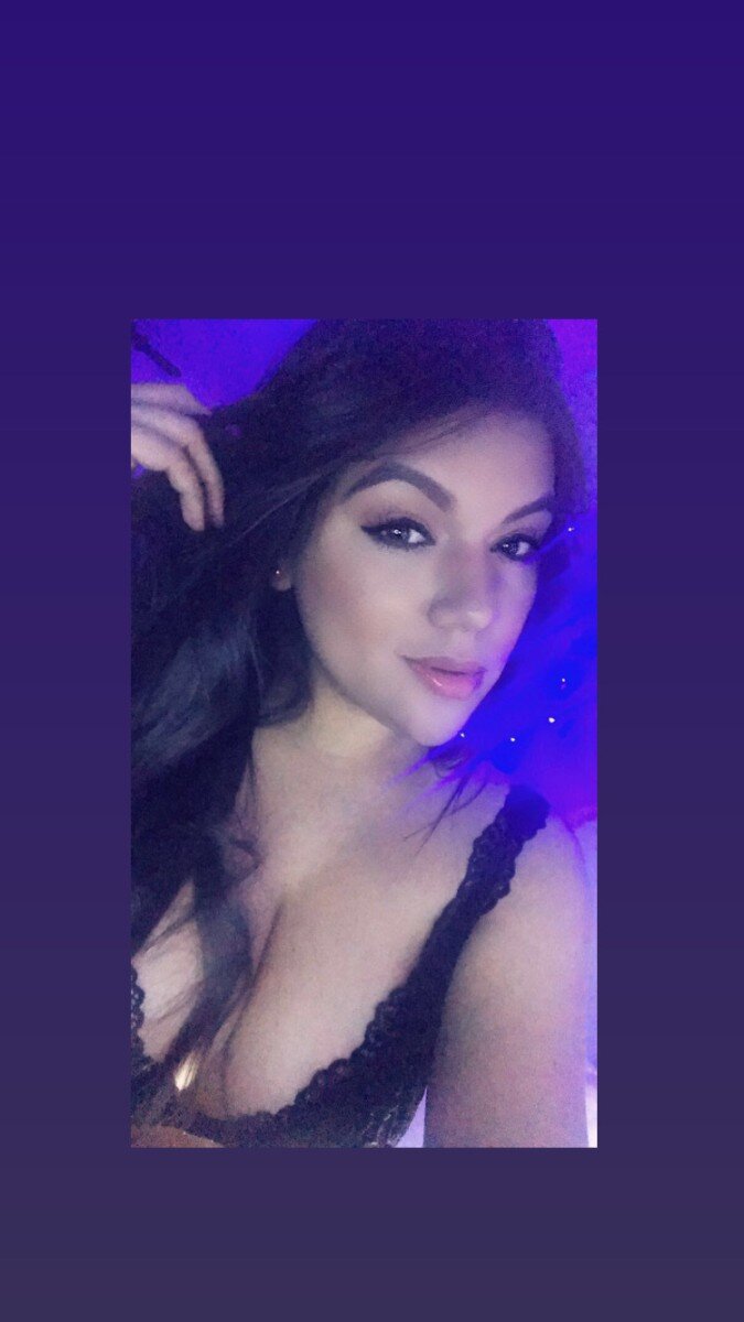 Aliciajeef2 (@aliciajeef2), OnlyFans creator