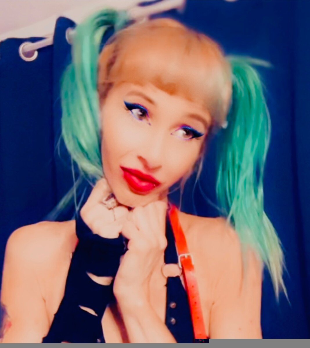 Aliengirlalt (@aliengirl.alt), OnlyFans creator