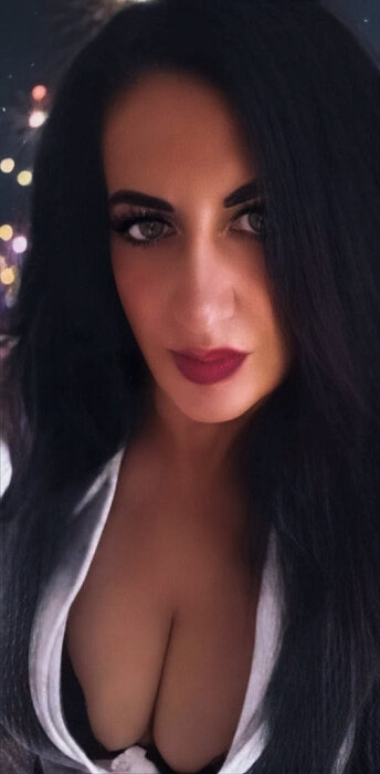 Ali (@alig44444), OnlyFans creator