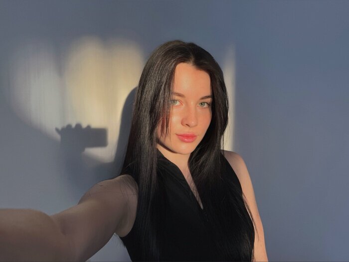 Aliggg (@aliggg), OnlyFans creator