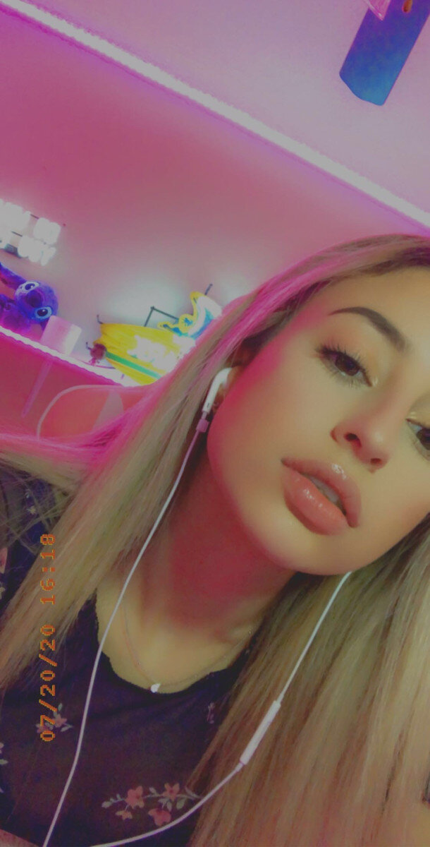Alilmoody (@alilmoody), OnlyFans creator