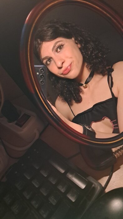 Alina (@alinanightsky), OnlyFans creator