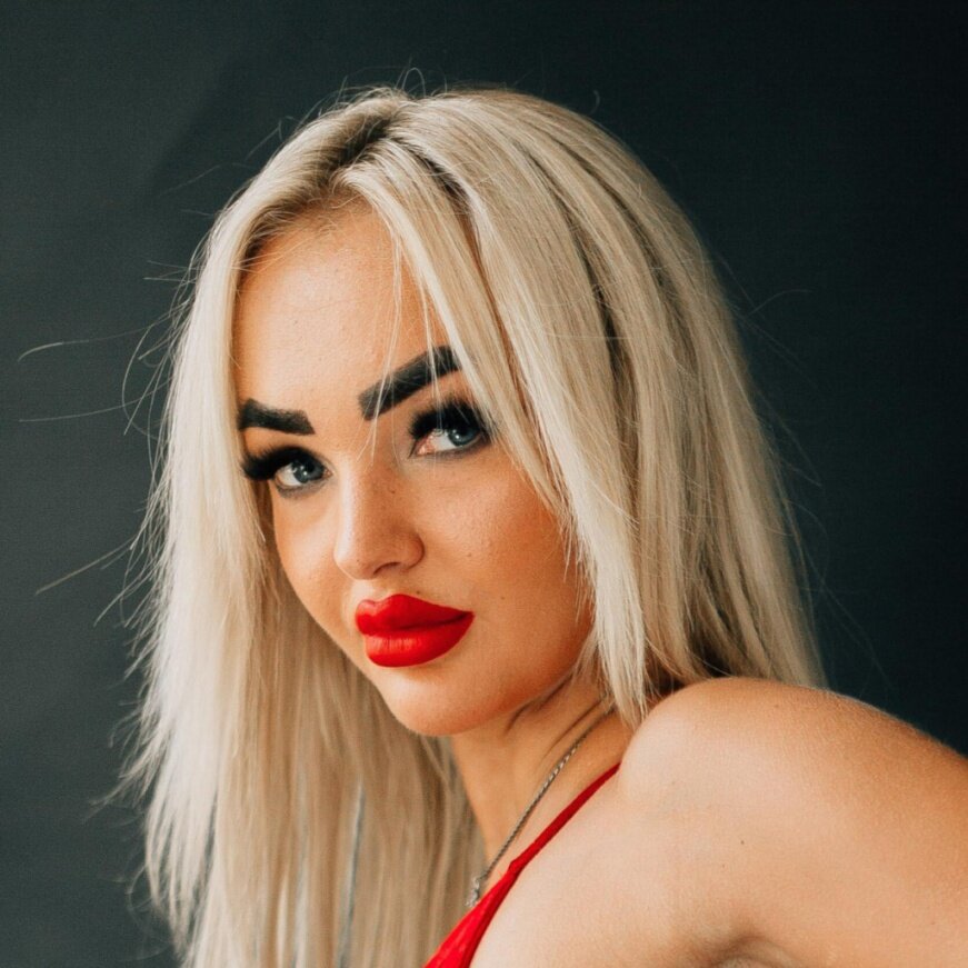 Alionahotdance (@aliona_hot_dance), OnlyFans creator