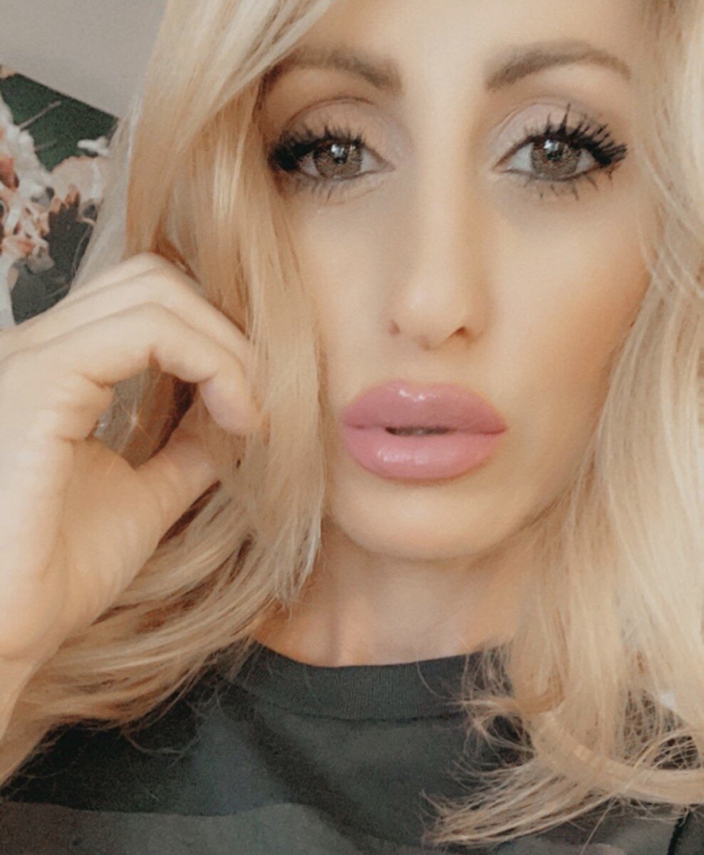 Aliromo (@aliromo), OnlyFans creator