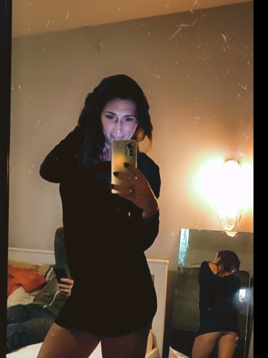 Alix (@alix.cassie), OnlyFans creator