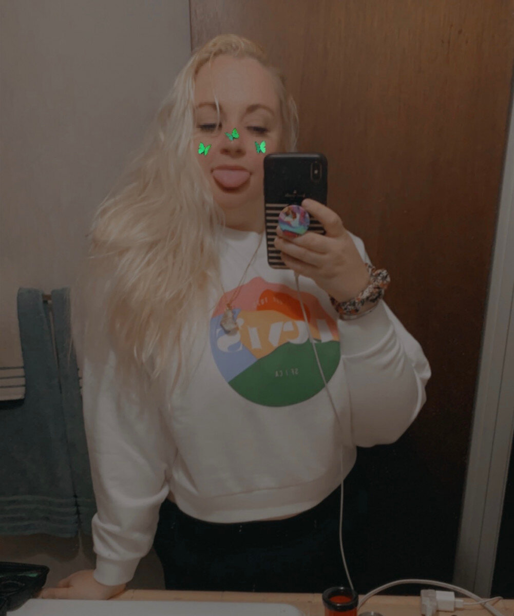 Allie (@allehcat), OnlyFans creator