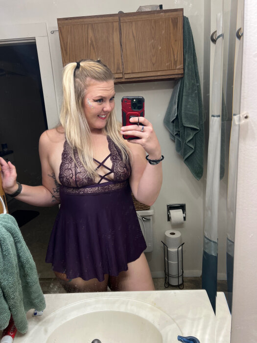Alliemae420 (@alliemae420), OnlyFans creator
