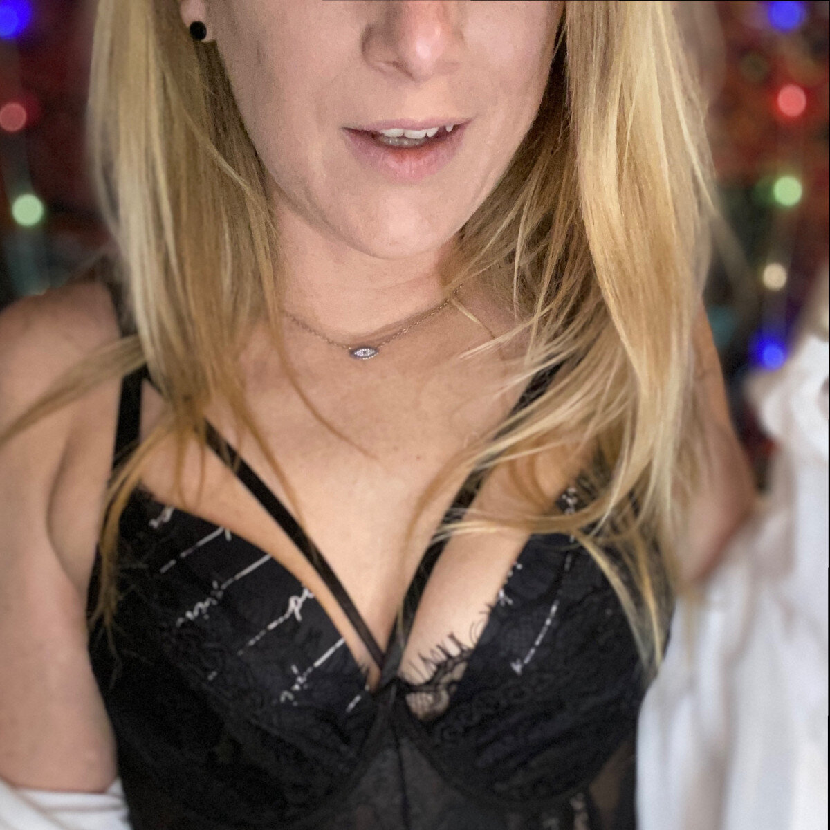 Alliesxxx (@alliesxxx), OnlyFans creator