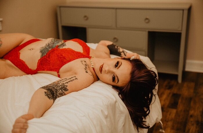 Allnaturalchelle (@allnatural_chelle), OnlyFans creator