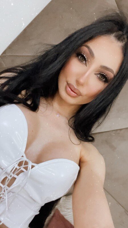Allydevious (@allydevious), OnlyFans creator