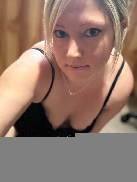 Allynicole917 (@allynicole917), OnlyFans creator