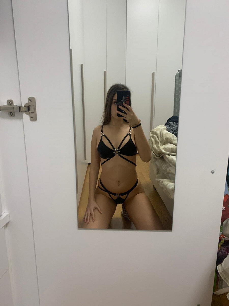 Allyspics (@allyspics), OnlyFans creator