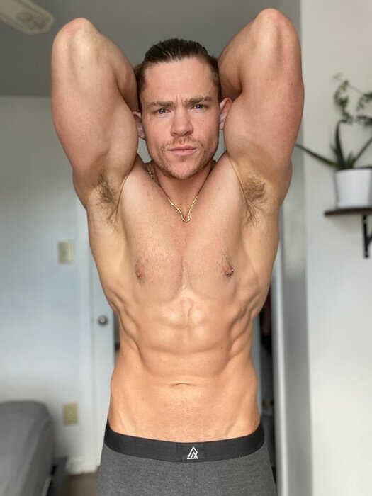 Alphaapollo37 (@alphaapollo37), OnlyFans creator