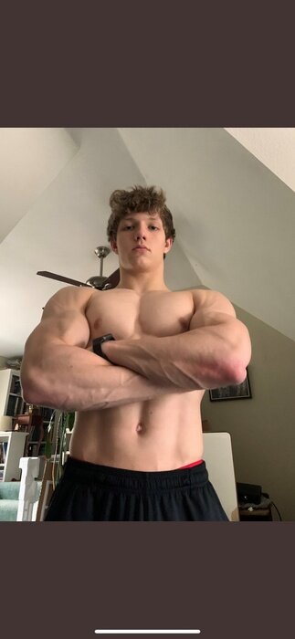 Alphamasterm (@alphamasterm), OnlyFans creator