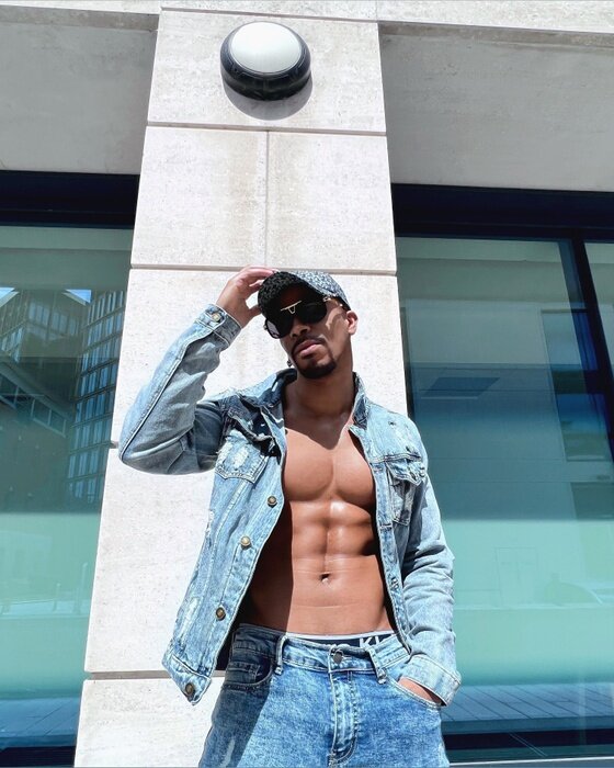 Alphapavhq (@alphapavhq), OnlyFans creator