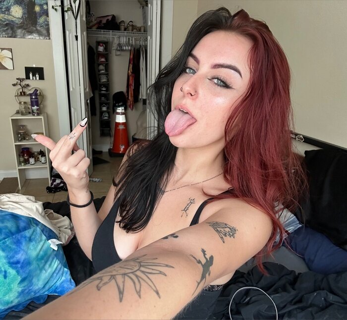 Altgirlsummer (@altgirlsummer), OnlyFans creator