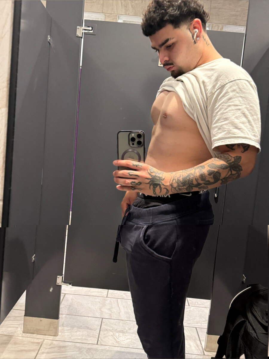 Alvxxr (@alvxxr), OnlyFans creator