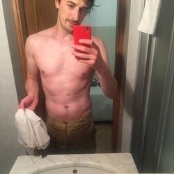 Alxxx0x0x (@alxxx_0x0x), OnlyFans creator