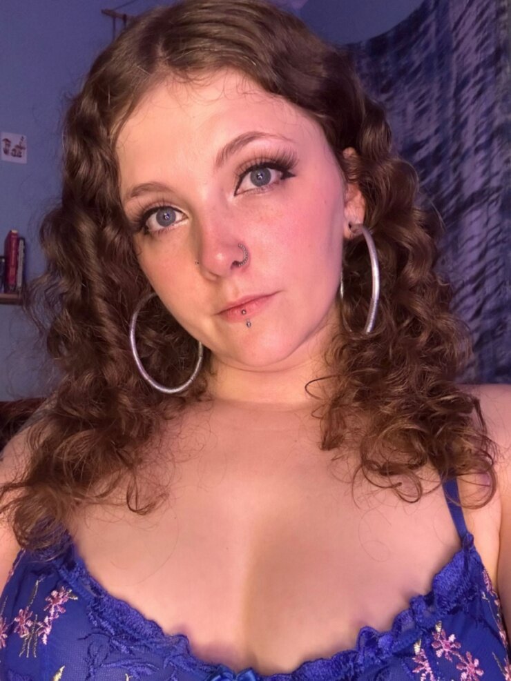 Alylee (@alylee), OnlyFans creator