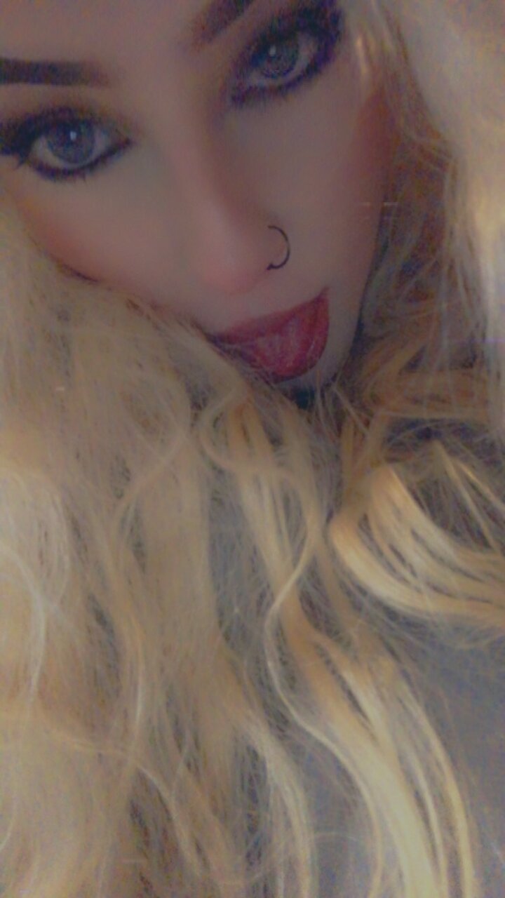 Alyssarainxxx (@alyssarainxxx), OnlyFans creator