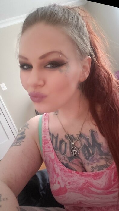 Alyxhart (@alyxhart), OnlyFans creator