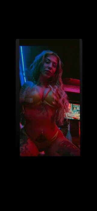 Amandachristine89 (@amandachristine89), OnlyFans creator