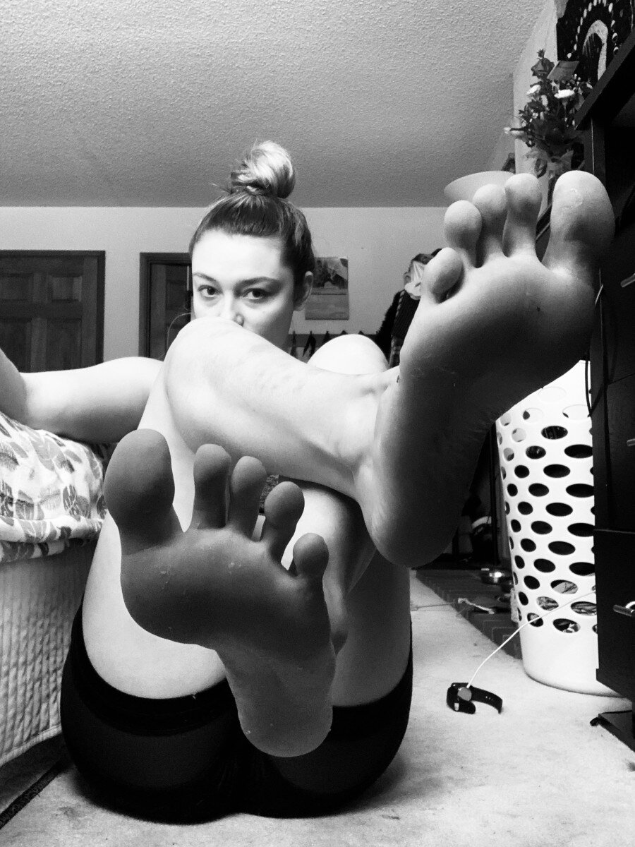 Amazonianstoes (@amazonianstoes), OnlyFans creator