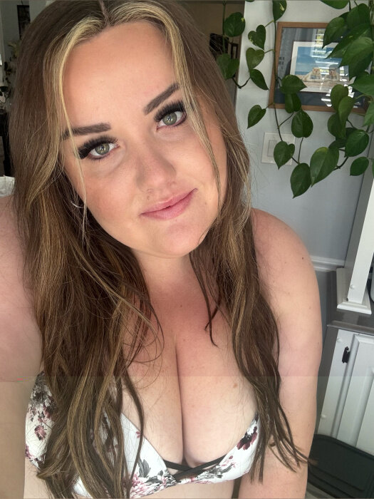 Amber1922 (@amber1922), OnlyFans creator
