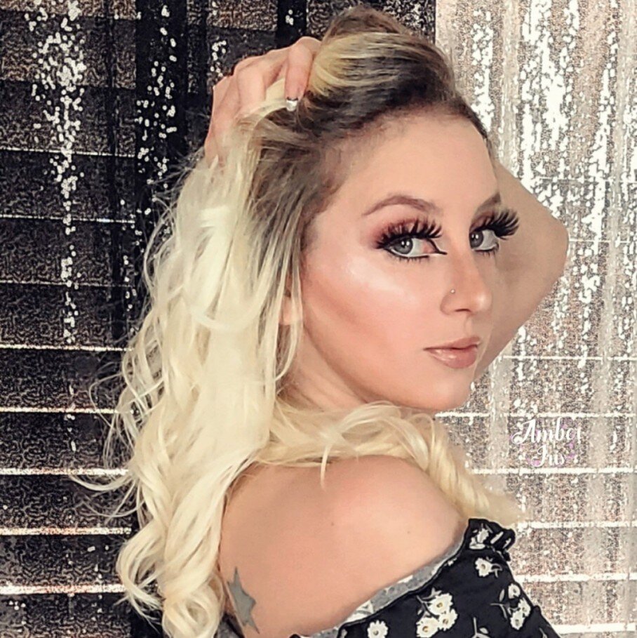 Amberiris (@amberiris), OnlyFans creator