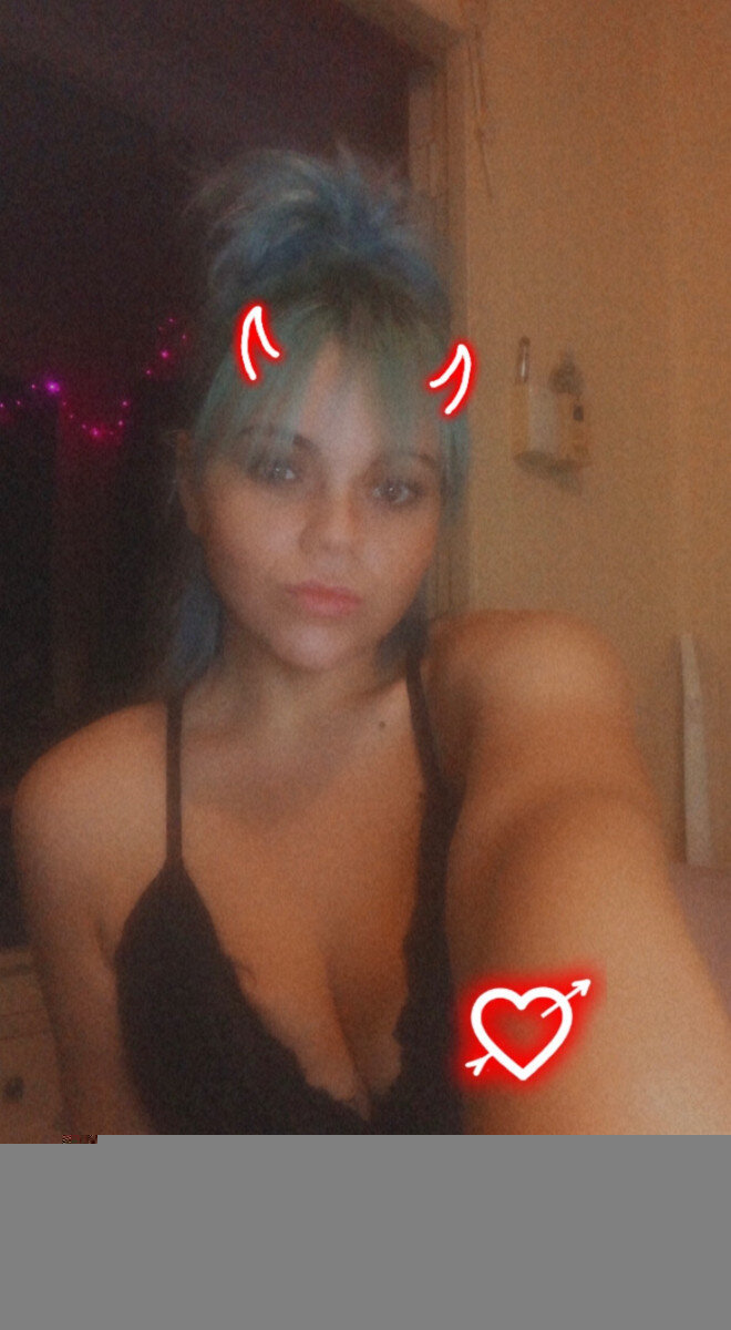 Amberlouise (@amberlouise), OnlyFans creator