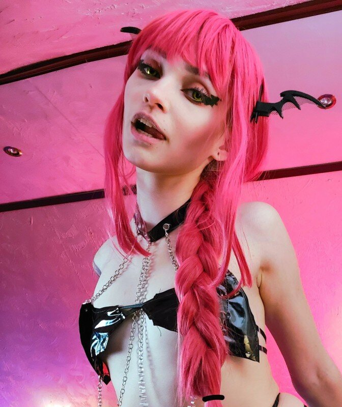 Amelie (@amelieweeed), OnlyFans creator