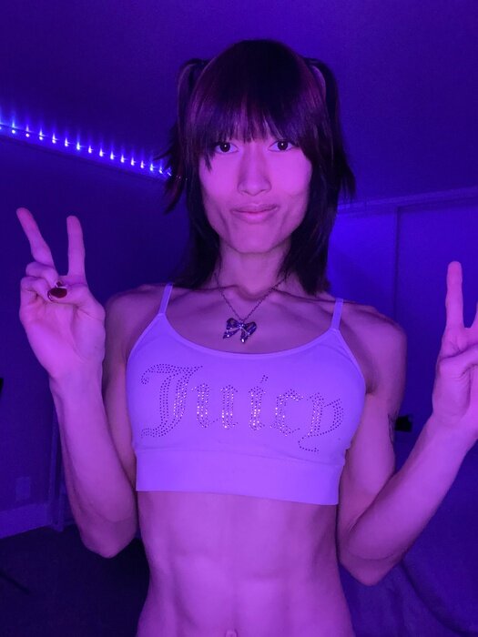Amethystswan (@amethystswan), OnlyFans creator