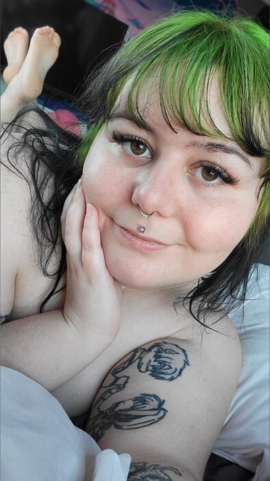 Amethyst (@amethystxcloud), OnlyFans creator