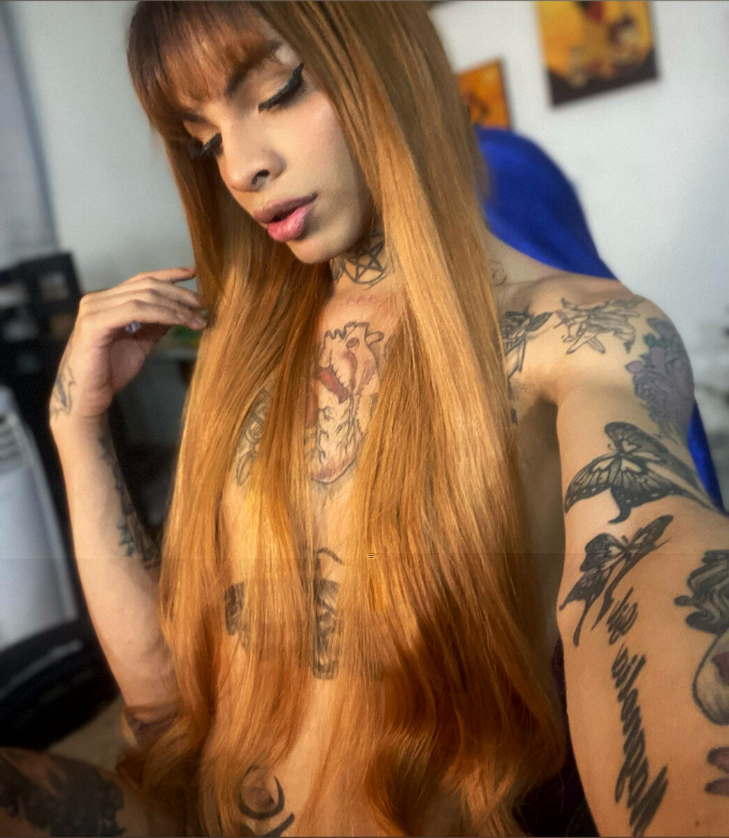 Veronica (@amethyxxxt), OnlyFans creator