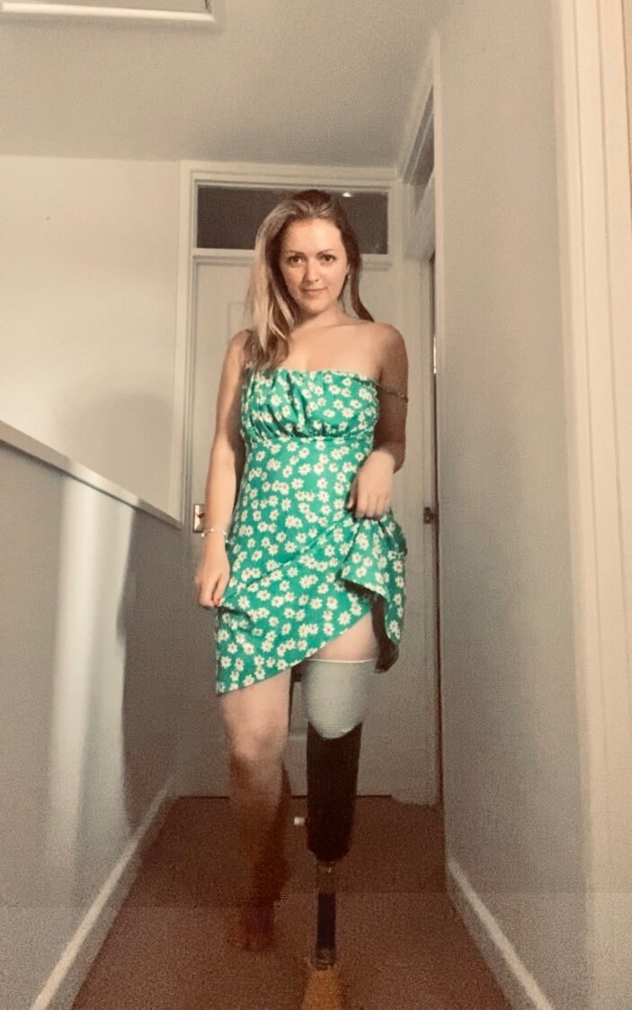 Amputeebee (@amputeebee), OnlyFans creator