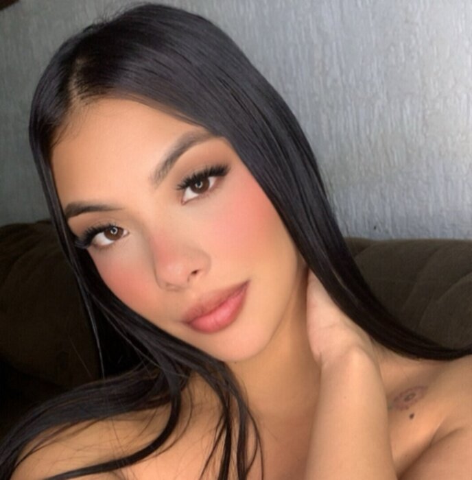 Amybarnettt (@amybarnettt), OnlyFans creator