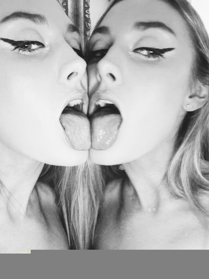 Ana (@anadubois), OnlyFans creator
