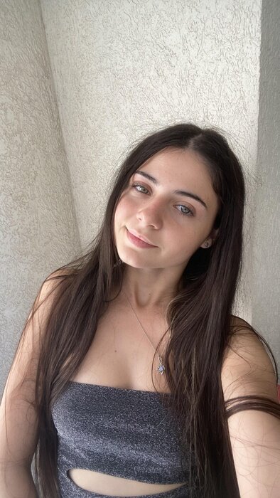 Anaislovefree (@anaislovefree), OnlyFans creator