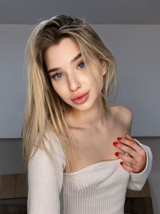 Anandayes (@ananda_yes), OnlyFans creator