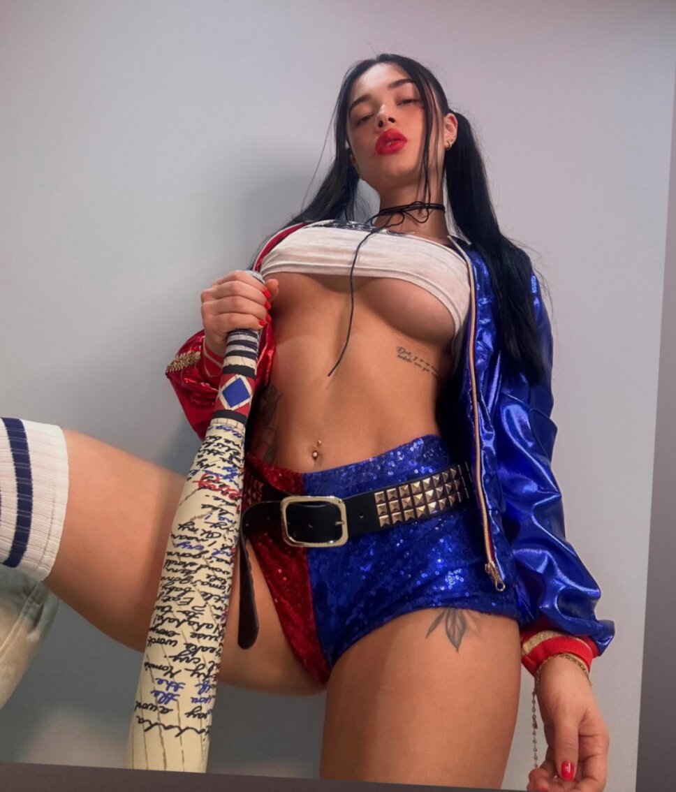 Andreaal11 (@andreaal11), OnlyFans creator