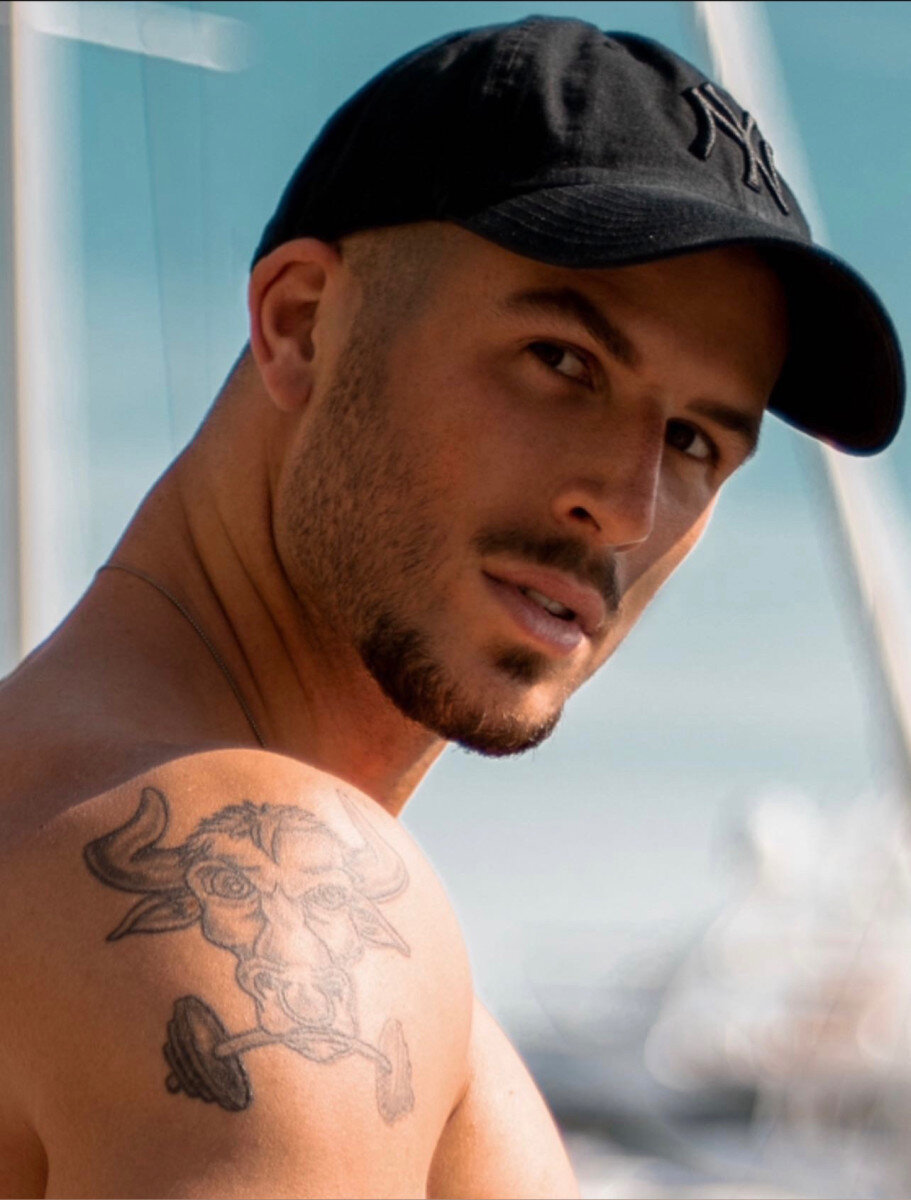 Andreabundancia (@andreabundancia), OnlyFans creator