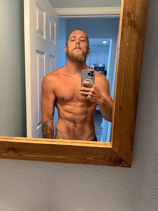 Andregotbarsfree (@andregotbarsfree), OnlyFans creator