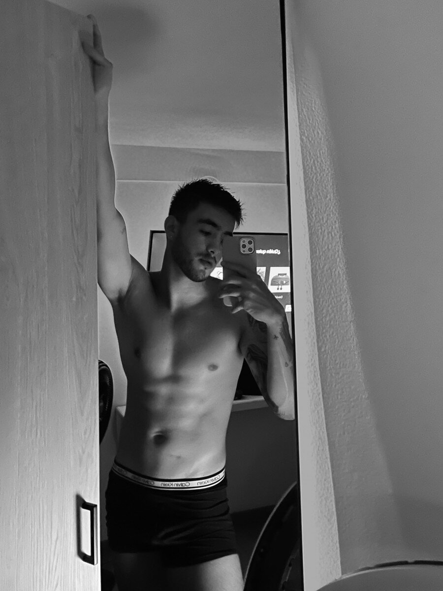 Andresrpo12 (@andresrpo_12), OnlyFans creator