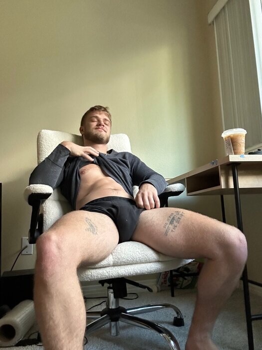 Andrewglennmize (@andrewglennmize), OnlyFans creator